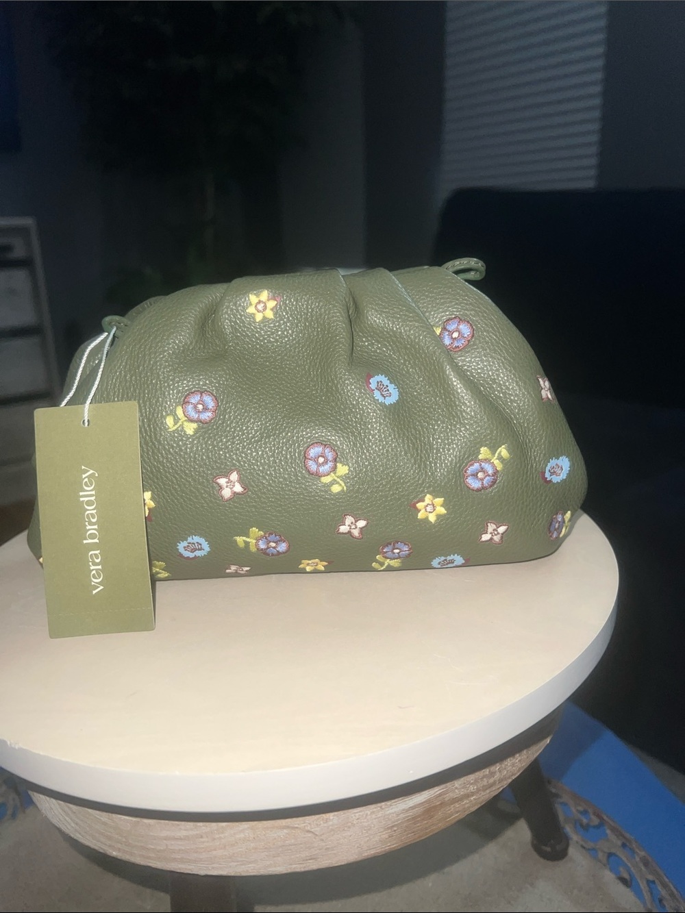 💚Vera Bradley Small Taber Crossbody Bag
Meadow Bouquet Bronze Green in Leather💚 - Picture 3 of 9